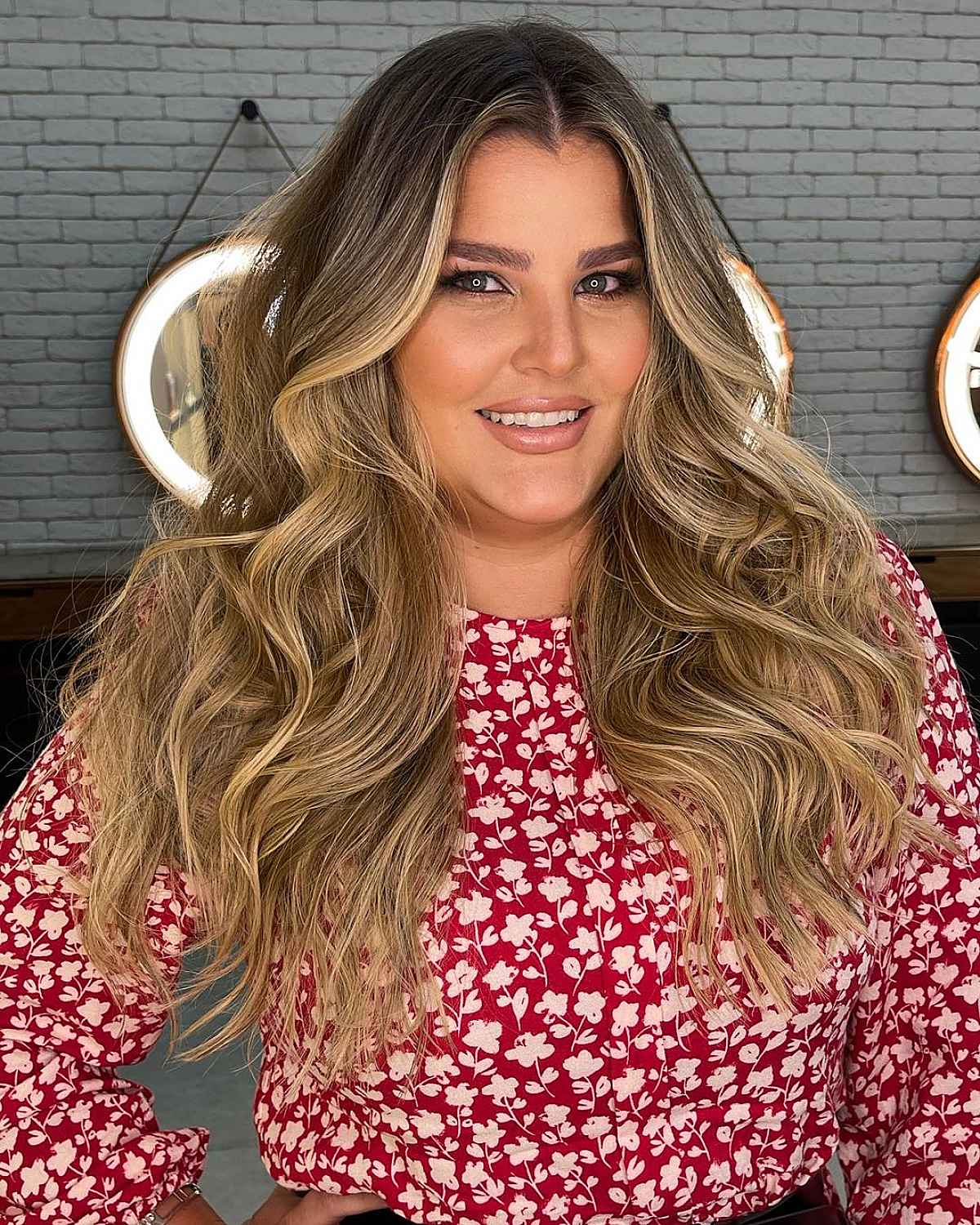 Long Tousled Waves for Heart-Shaped Faces with Double Chins