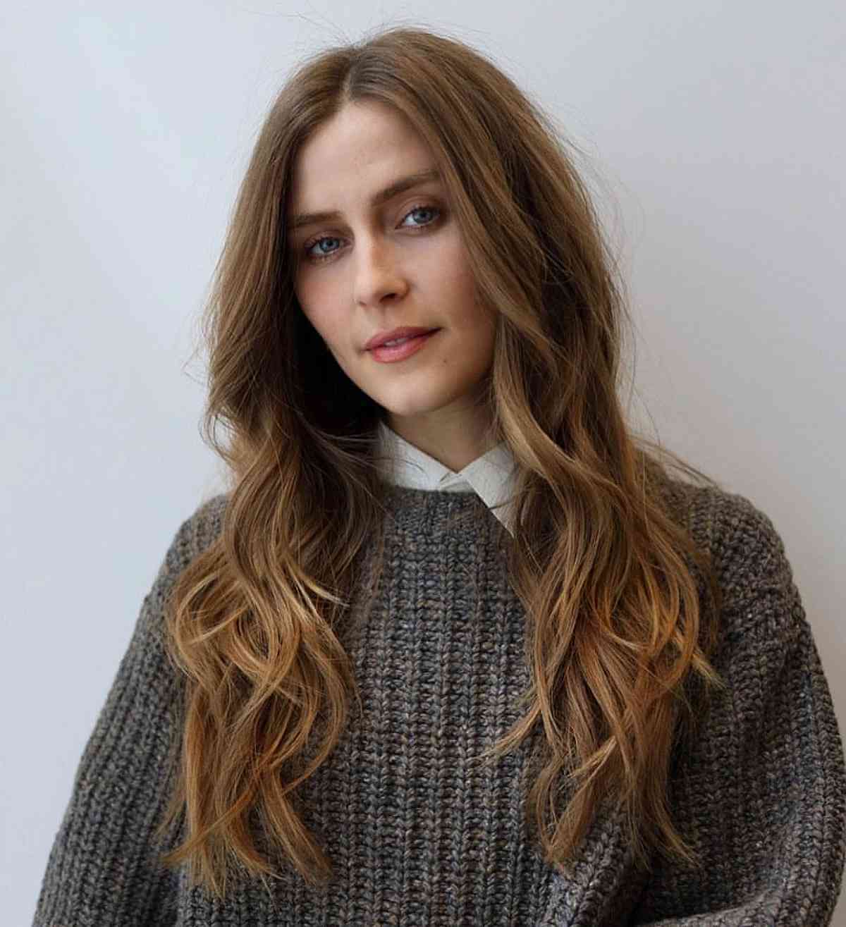 Long Wavy Feathered Layers on Fine Hair
