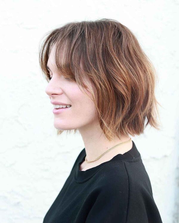 33 Face-Framing Layered Hair with Curtain Bangs Hairstyle Ideas