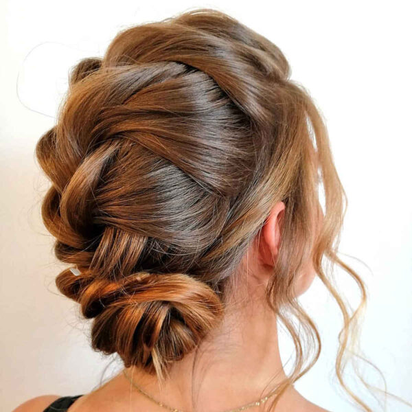 20 Romantic Bun Hairstyles for Prom That Are Easy to Do