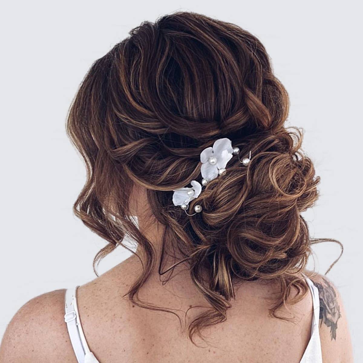 39 Breathtaking Loose Updos That Are Trendy for 2024