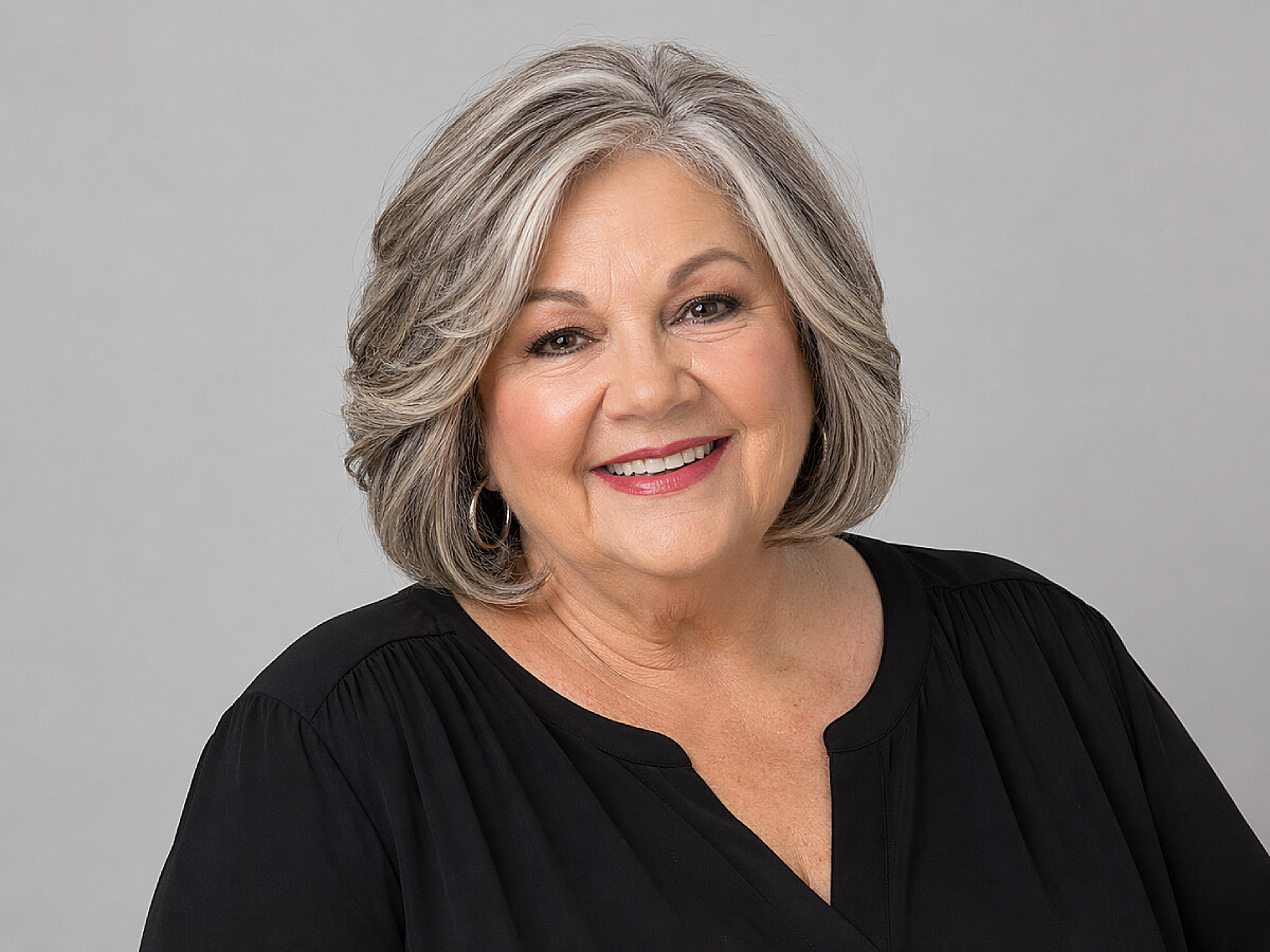 Lovely haircuts for plus size women in their 70s