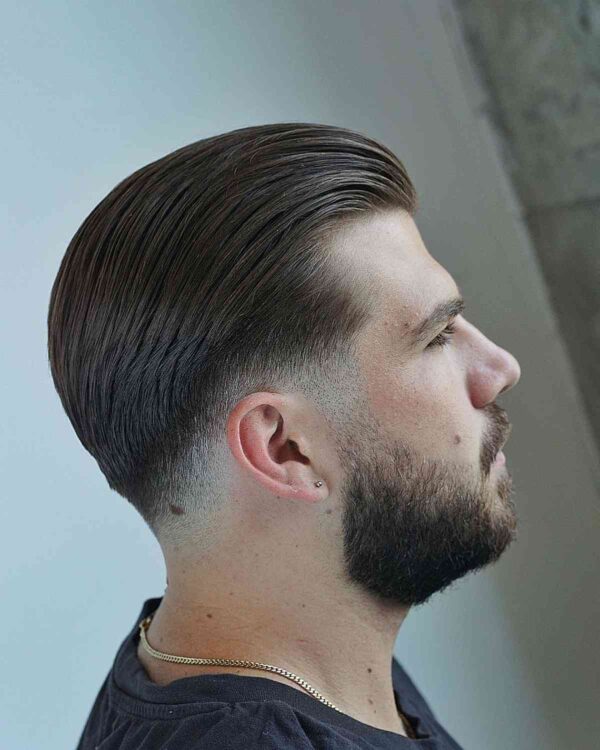 34 Awesome Slicked Back Hairstyles for Stylish Guys