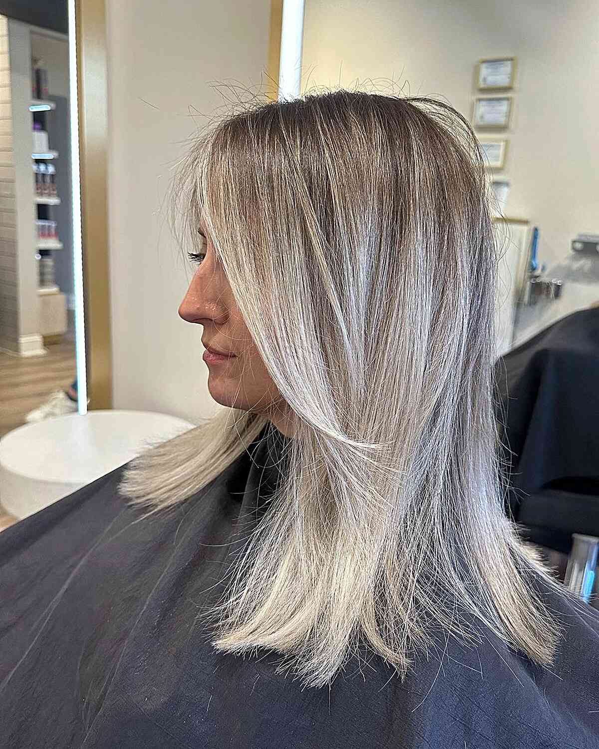 Low-Maintenance Medium Icy Blonde Straight Balayage Hair with Face Frame