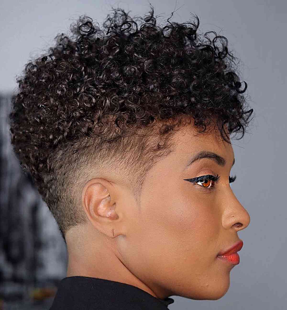 Low-Maintenance Short and Natural Tapered Cut