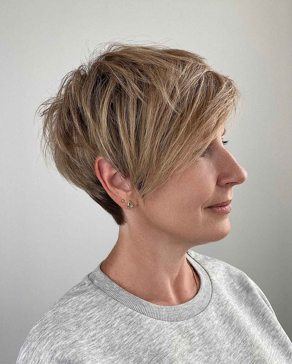 Low-Maintenance Short Pixie Hairstyle