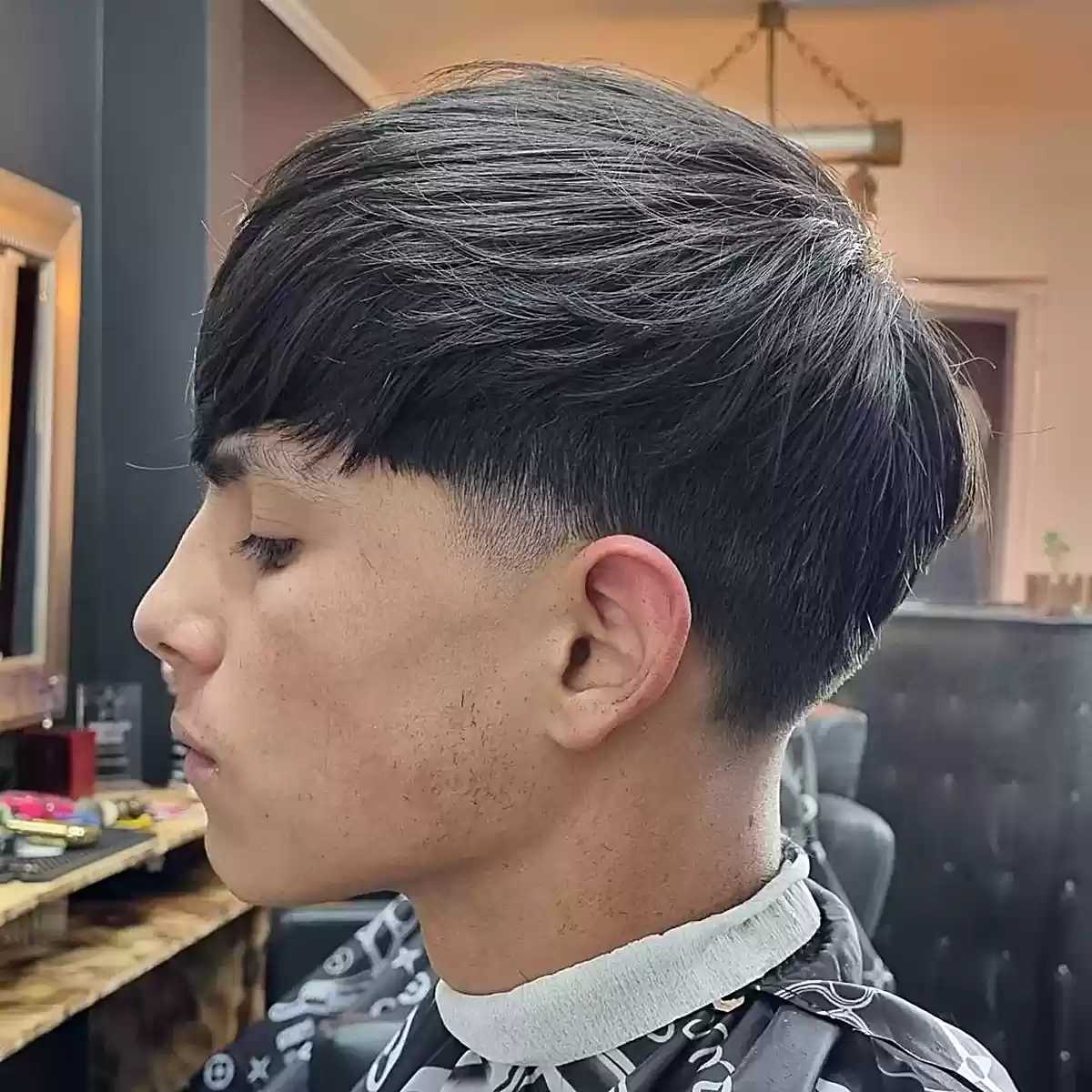 Low Tapered Medium Straight Hair with Fringe on Young Men