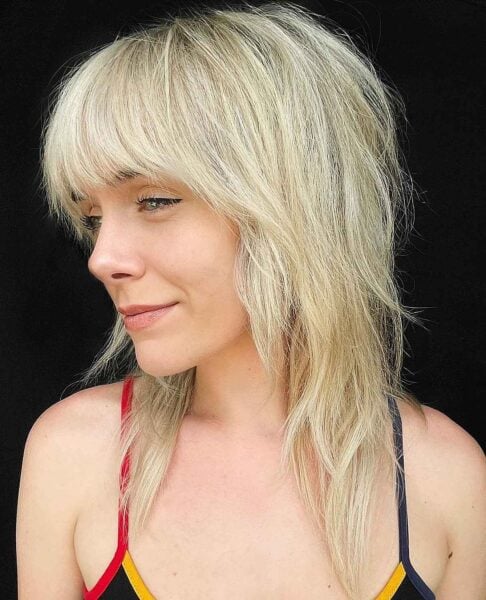 51 Low-Maintenance Shaggy Haircuts with Bangs for Busy & Trendy Women