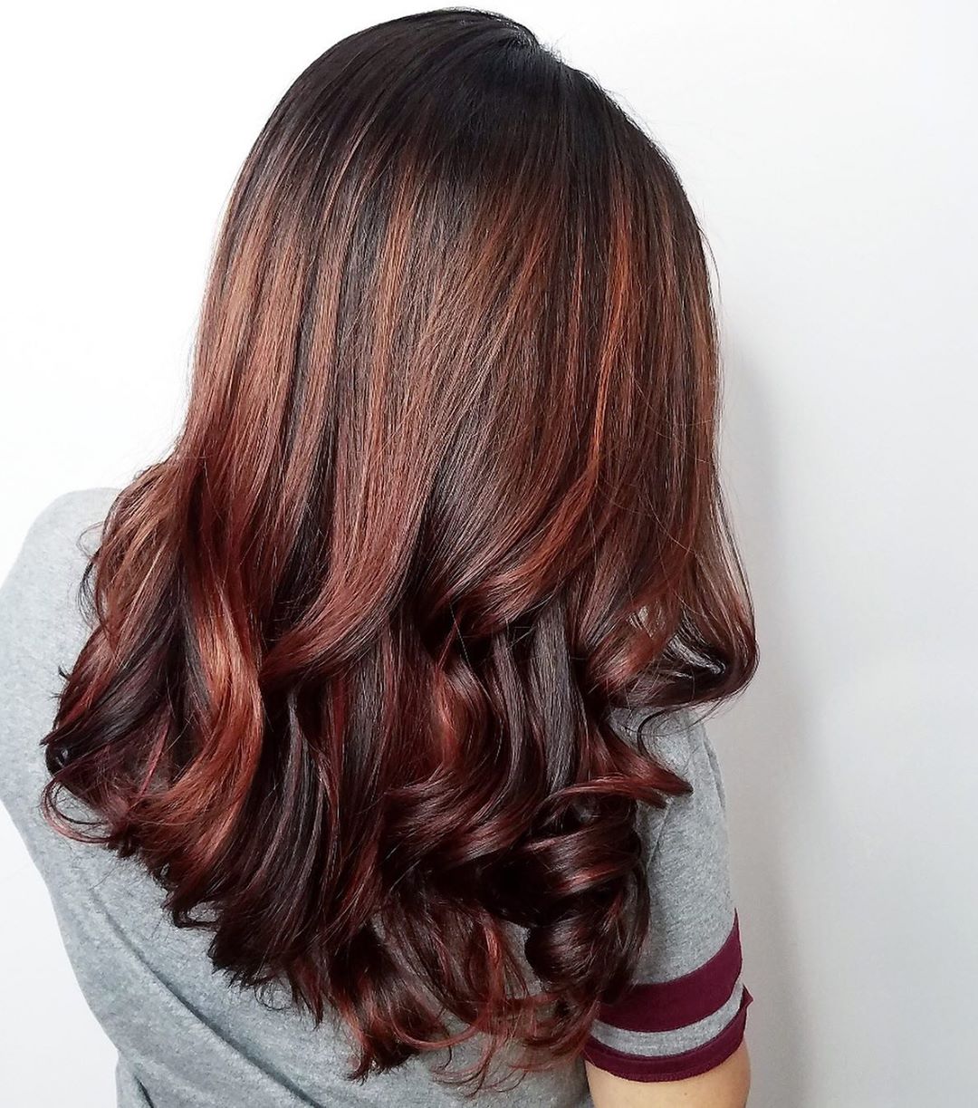 10 Mahogany Hair Color Ideas - PoP Haircuts | Hair color mahogany, Dark red  hair color, Mahogany hair