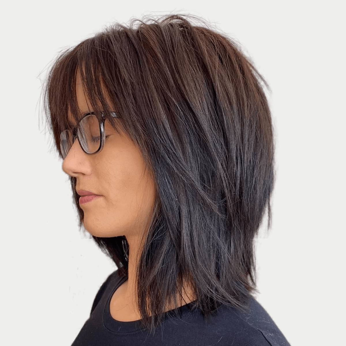 39 Low-Maintenance Medium-Length Haircuts for Busy Women