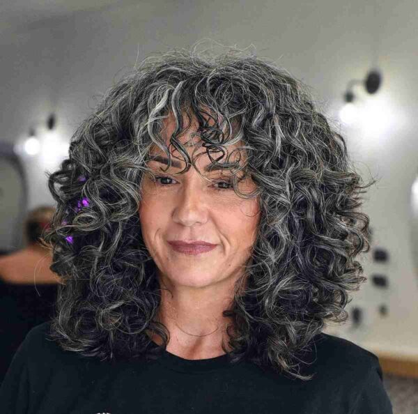 25 Stylish & Easy Medium-Length Hairstyles for Ladies in Their 60s
