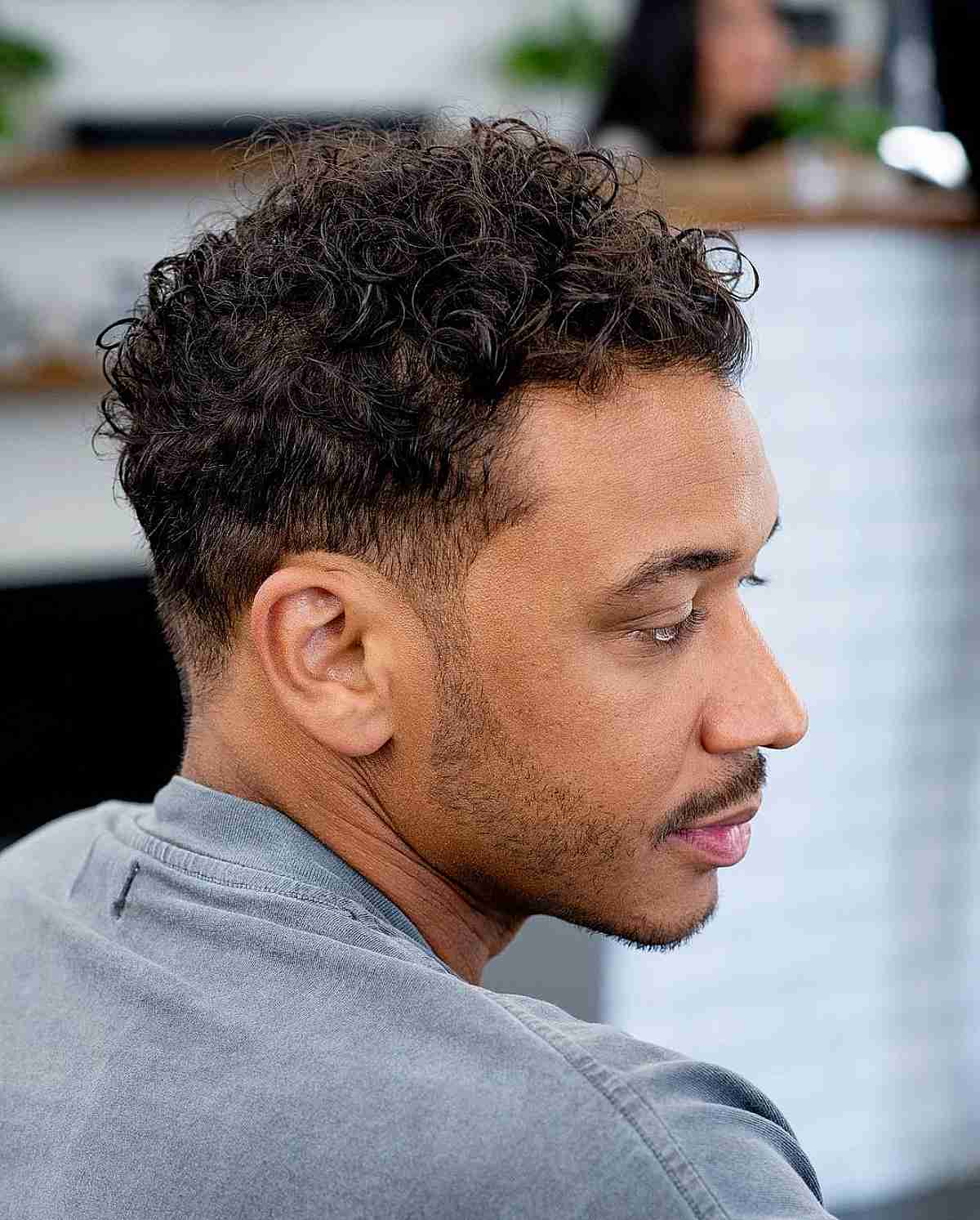 Messy Style on Curly Short Hair for Guys