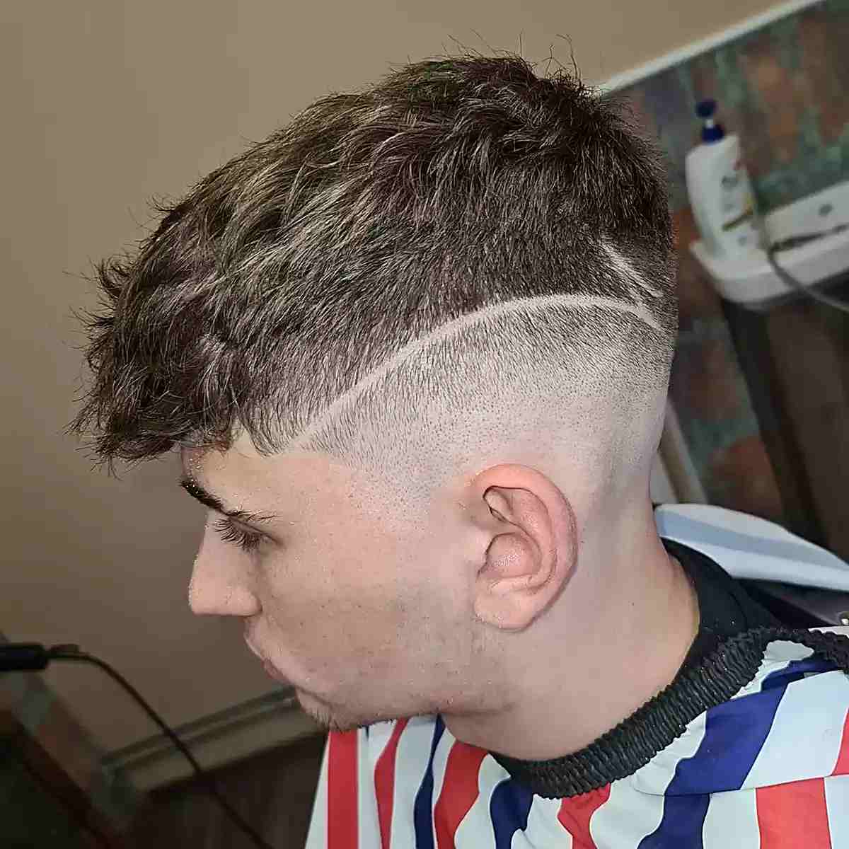 Mid Fade Messy French Crop with Hard Line for Gents
