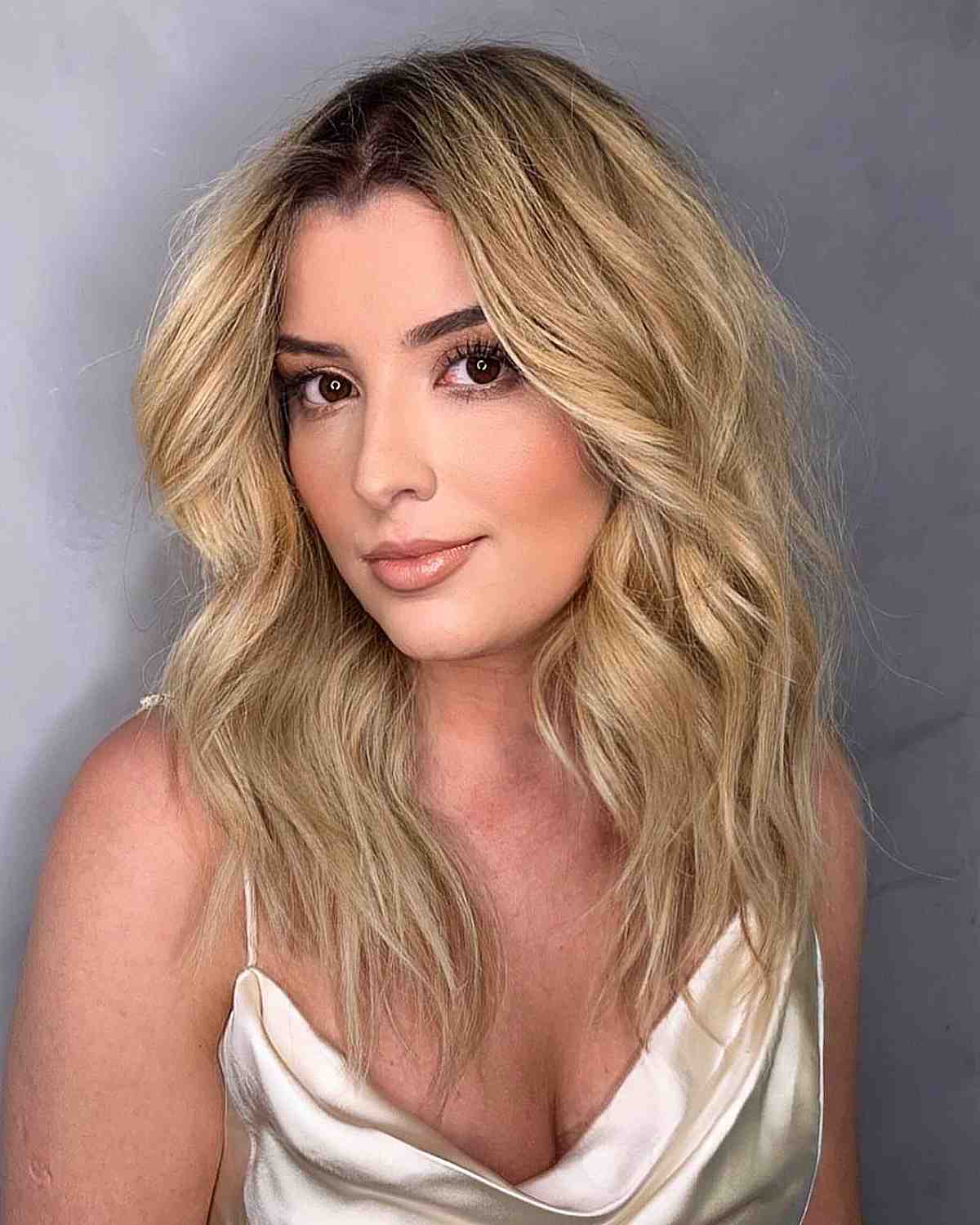 Mid-Length Blonde Balayage for Fine Hair
