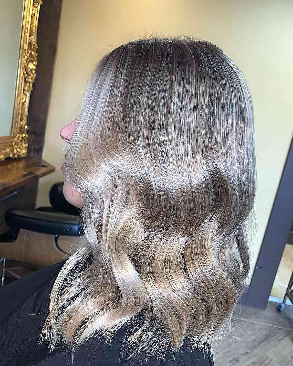 Mid-Length Icy Blonde Balayage Hair with Money Piece