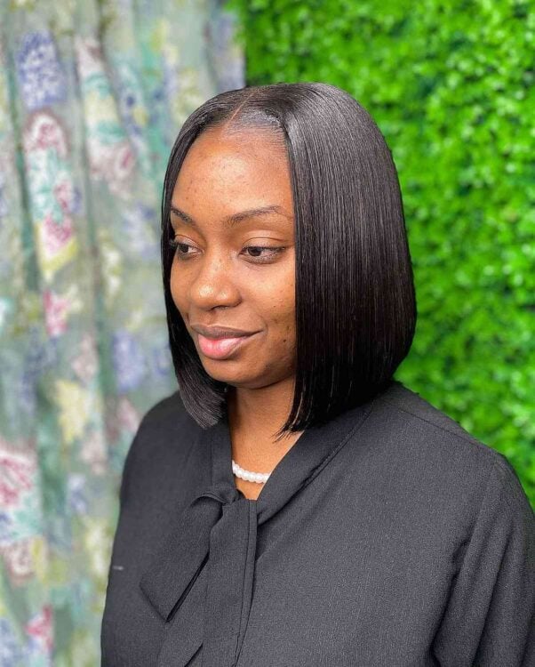 17 Drip Middle Part Bob Hairstyles Weaves And Sew Ins 