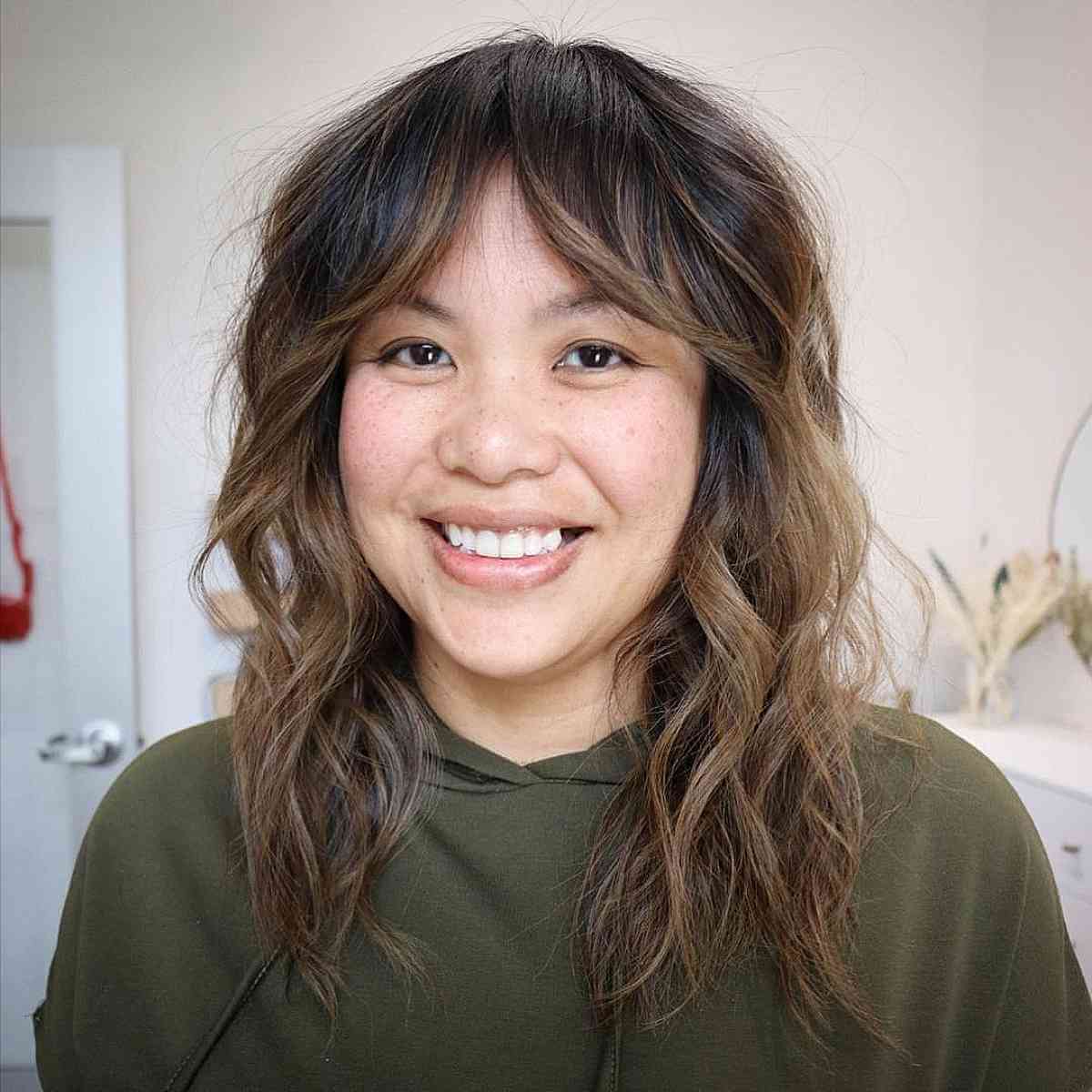 Middle-Parted Bottleneck Bangs on Mid-Length Hair