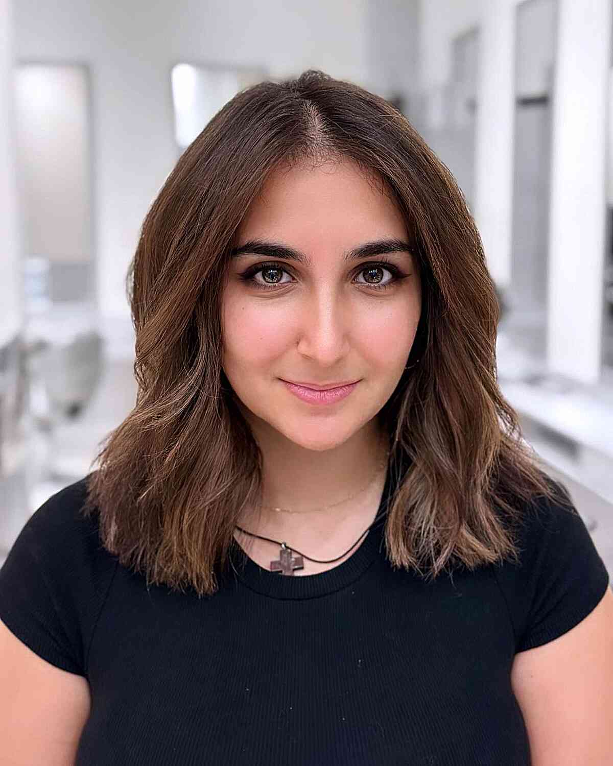 Middle-Parted Brunette Bob Hair with Textured Ends