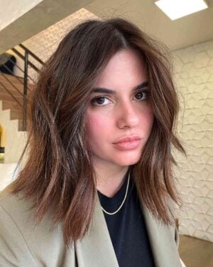 47 Trendiest Long Blunt Bob Haircuts for a Sleek New 