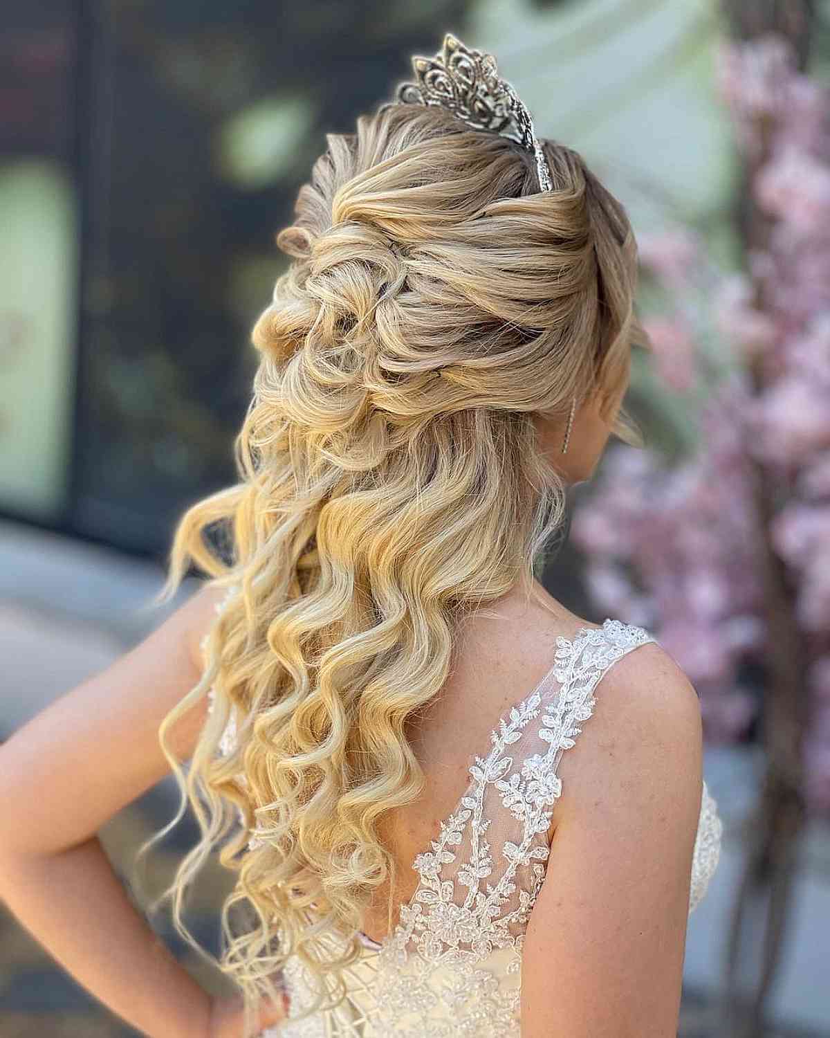 Modern half updo with crown quince hair