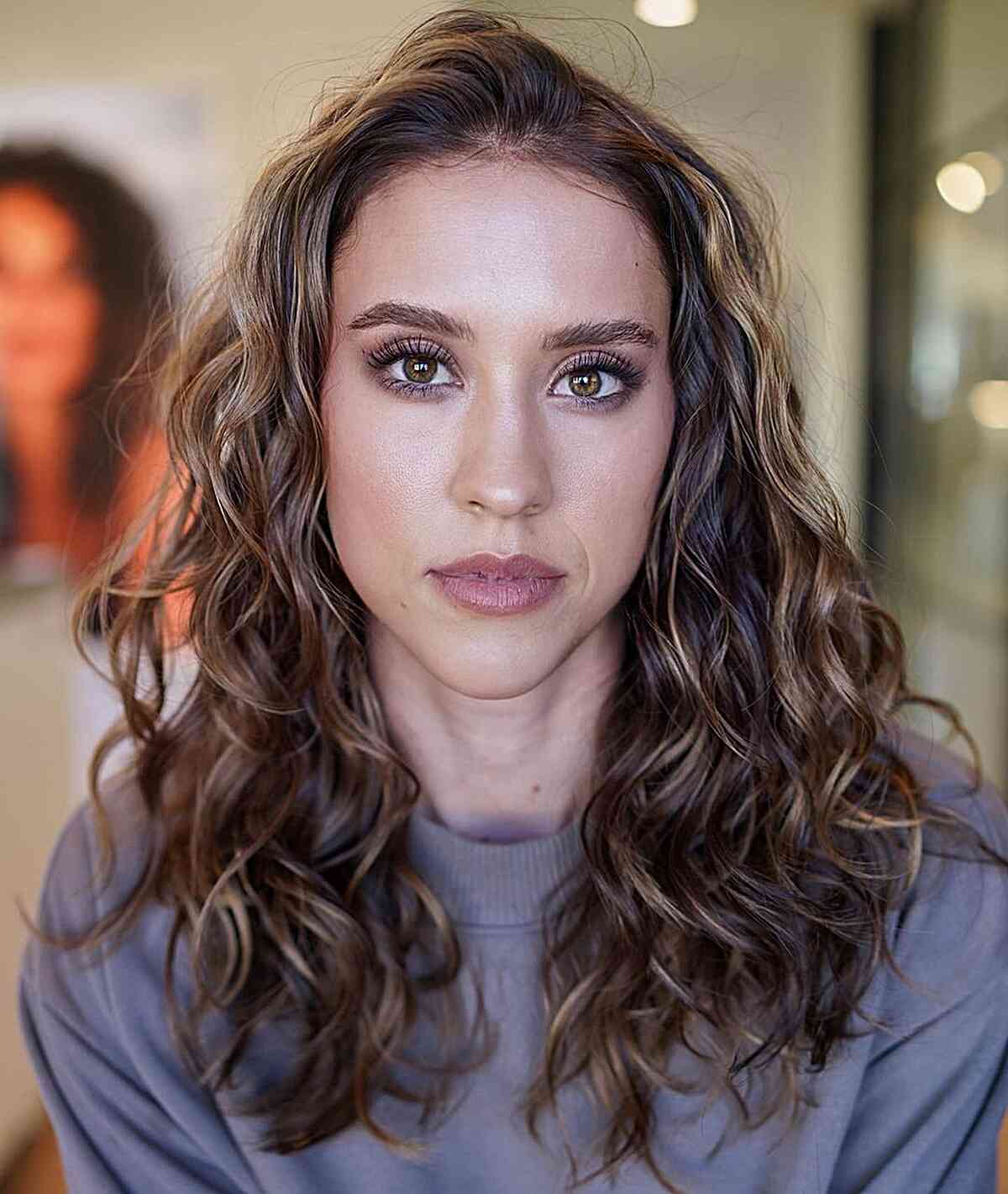 Modern Loose Curls for mid-length hair for women who do not want bangs