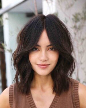 43 Trendy Long Curtain Bangs to See Before Deciding