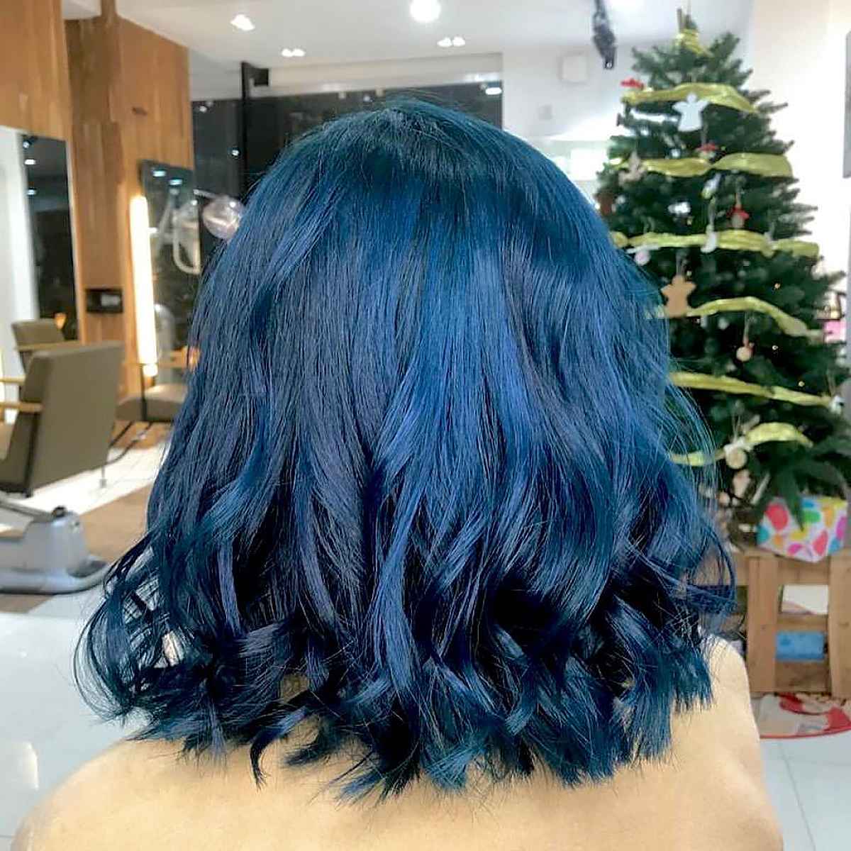 17 Stunning Midnight Blue Hair Colors to See in 2023