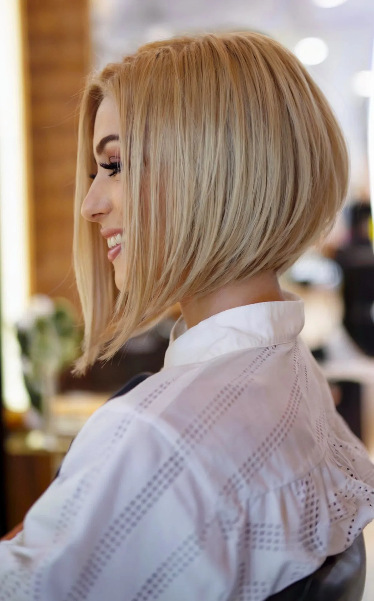 Asymmetrical Bob Cut with Defined Layers