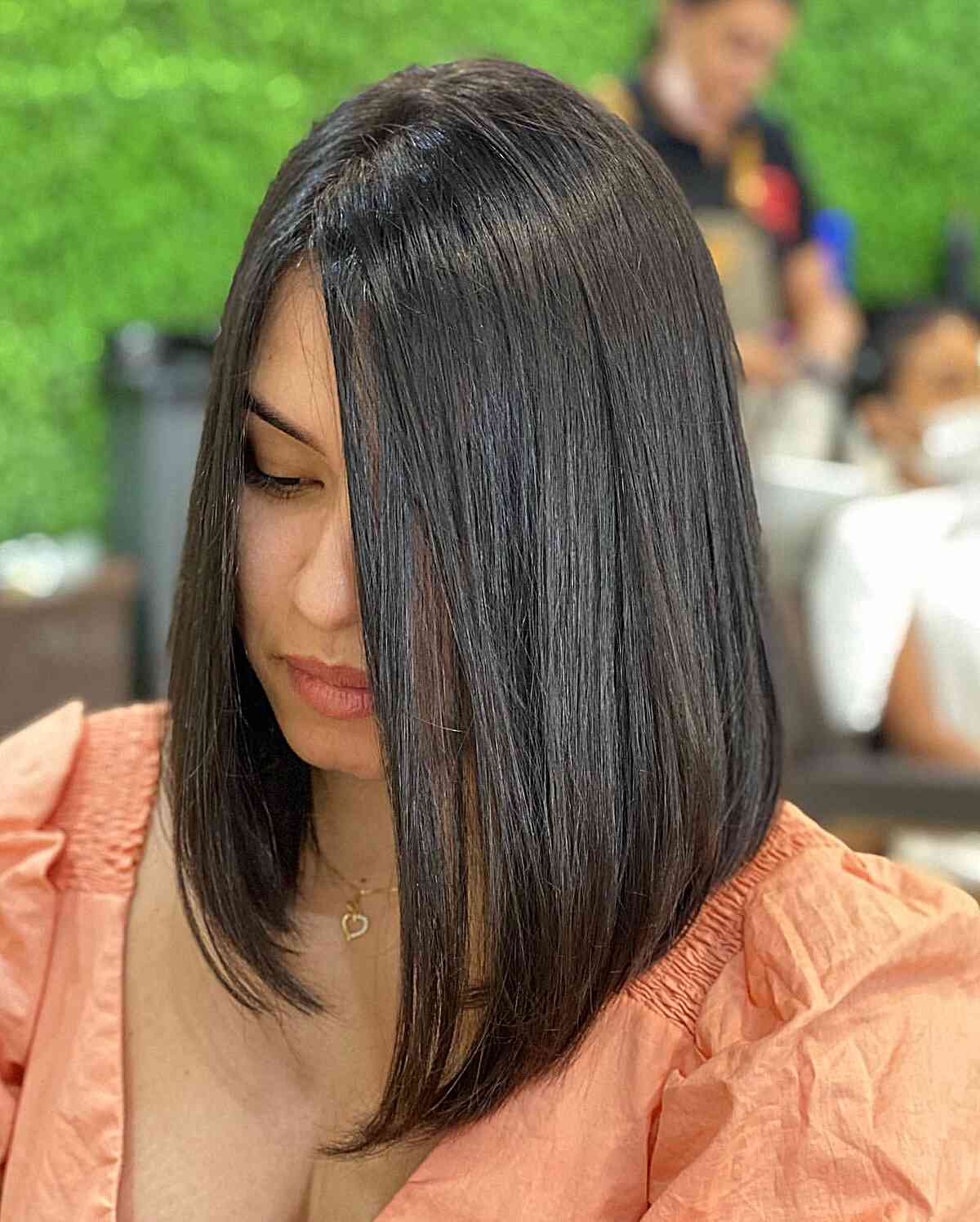 Asymmetrical Side Part Lob