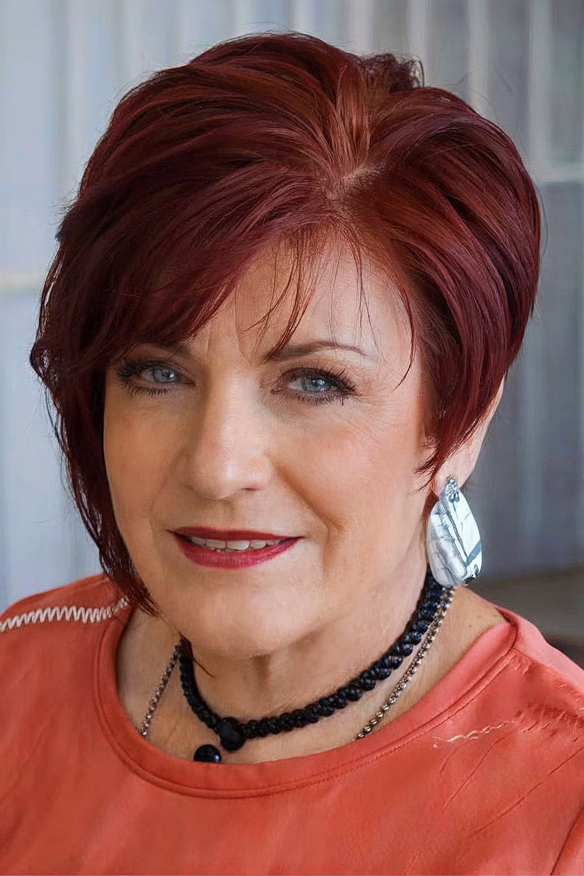 Asymmetrical Wavy Pixie Bob Styles for Elegant Women