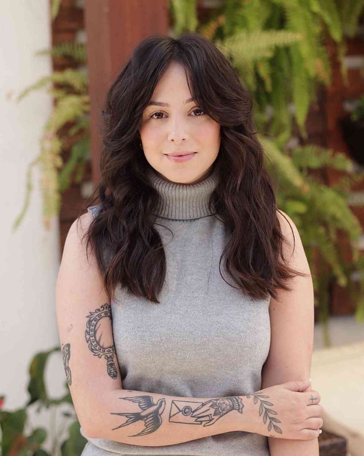 Beautiful Medium-Length Layered Styles for a Wash-and-Go Look