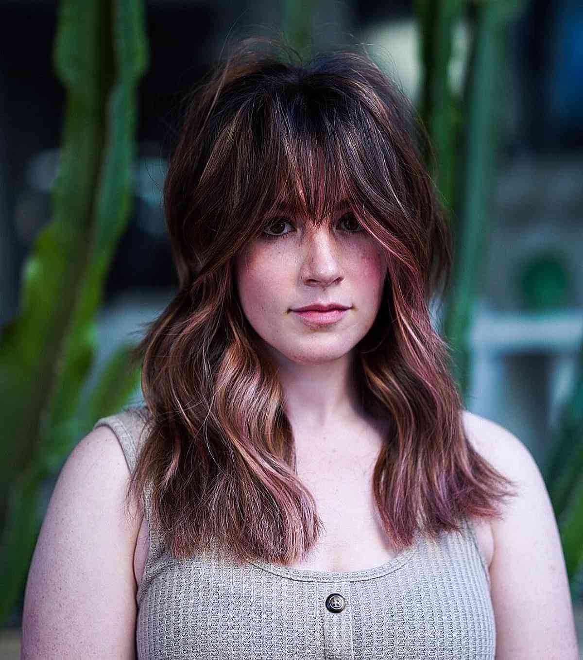 Bottleneck Bangs for Wavy, Voluminous Hair