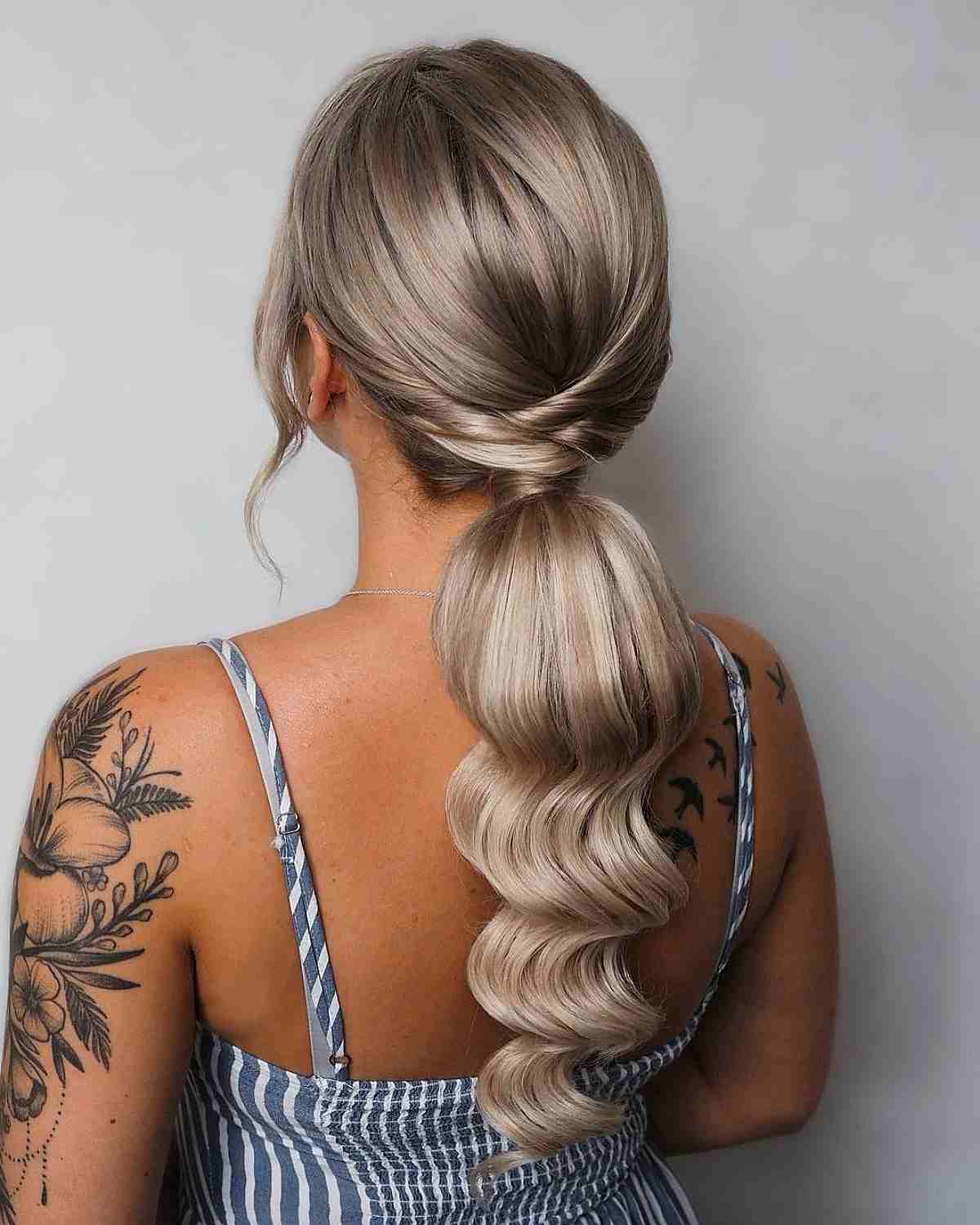 Charming Casual Bubble Ash Blonde Ponytail