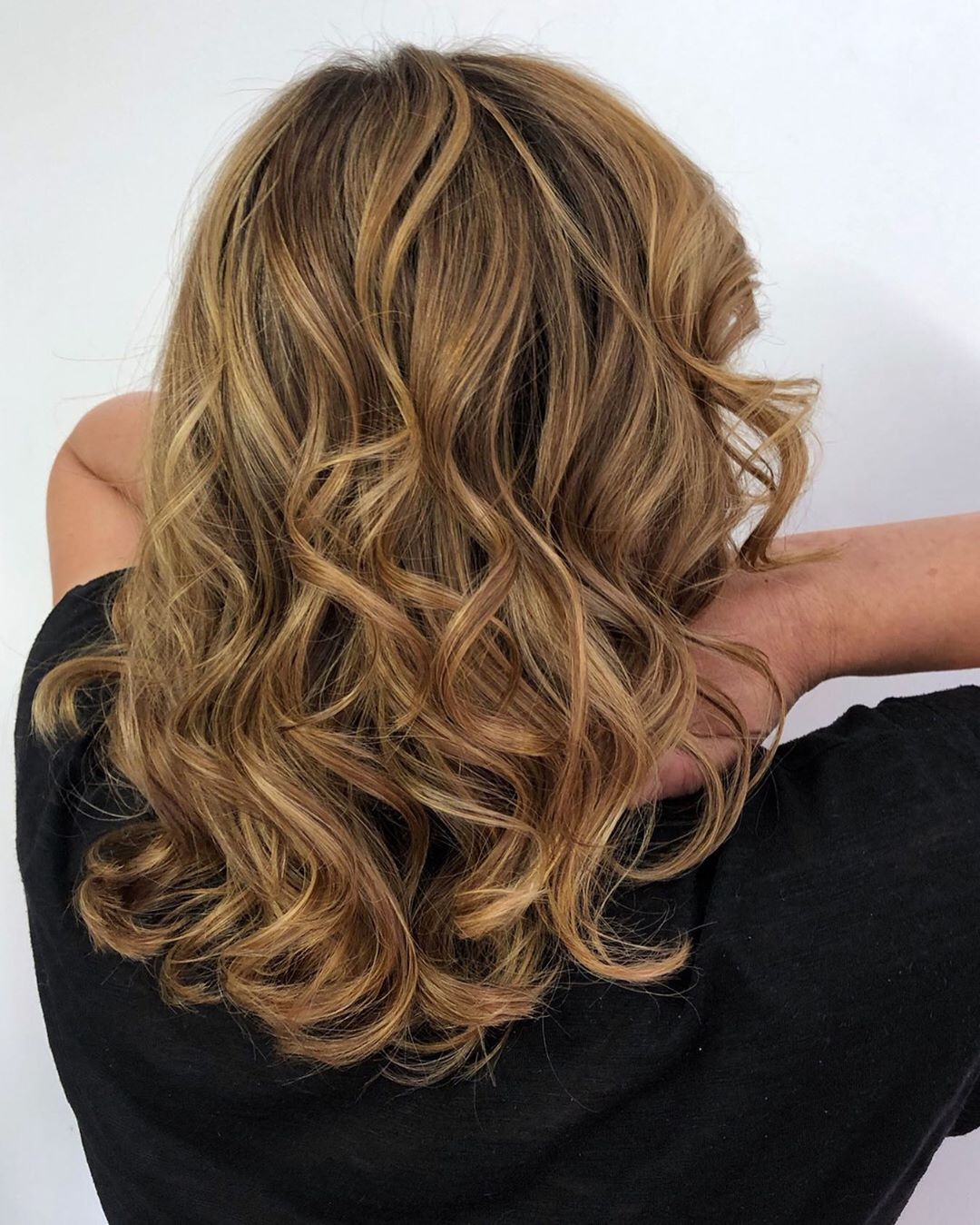 Casual Medium Length Tousled Waves