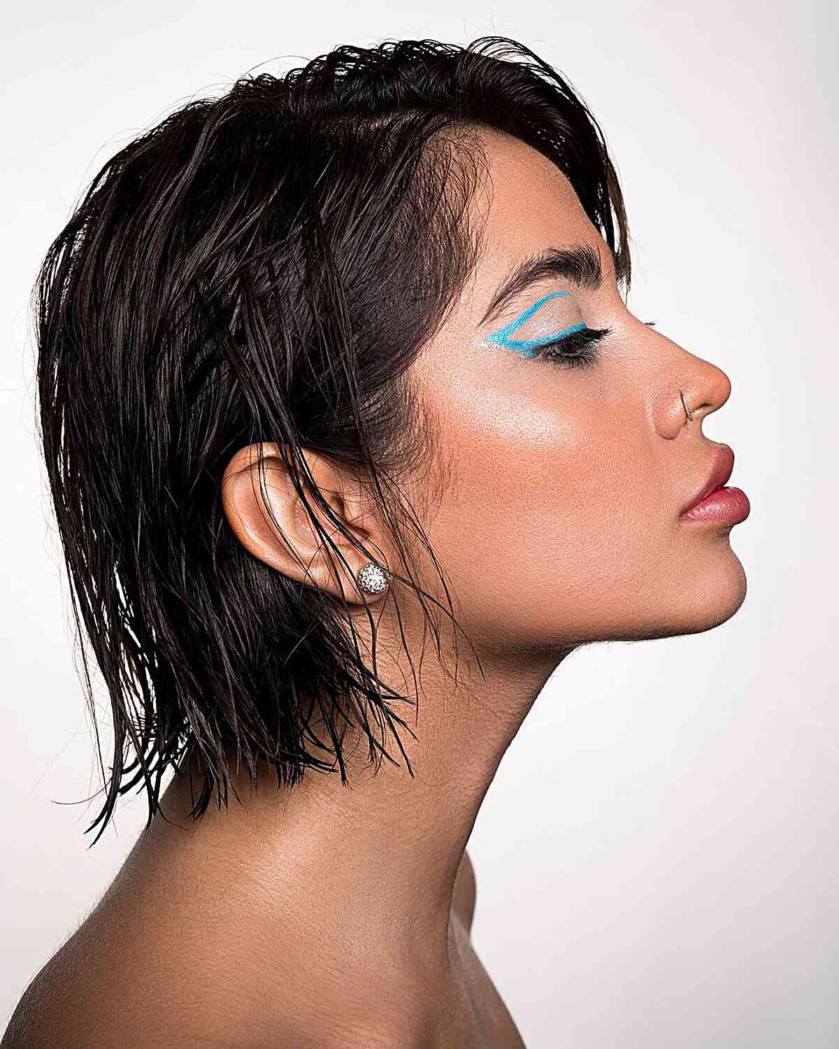 Effortless Short Tousled Wet Hairstyle