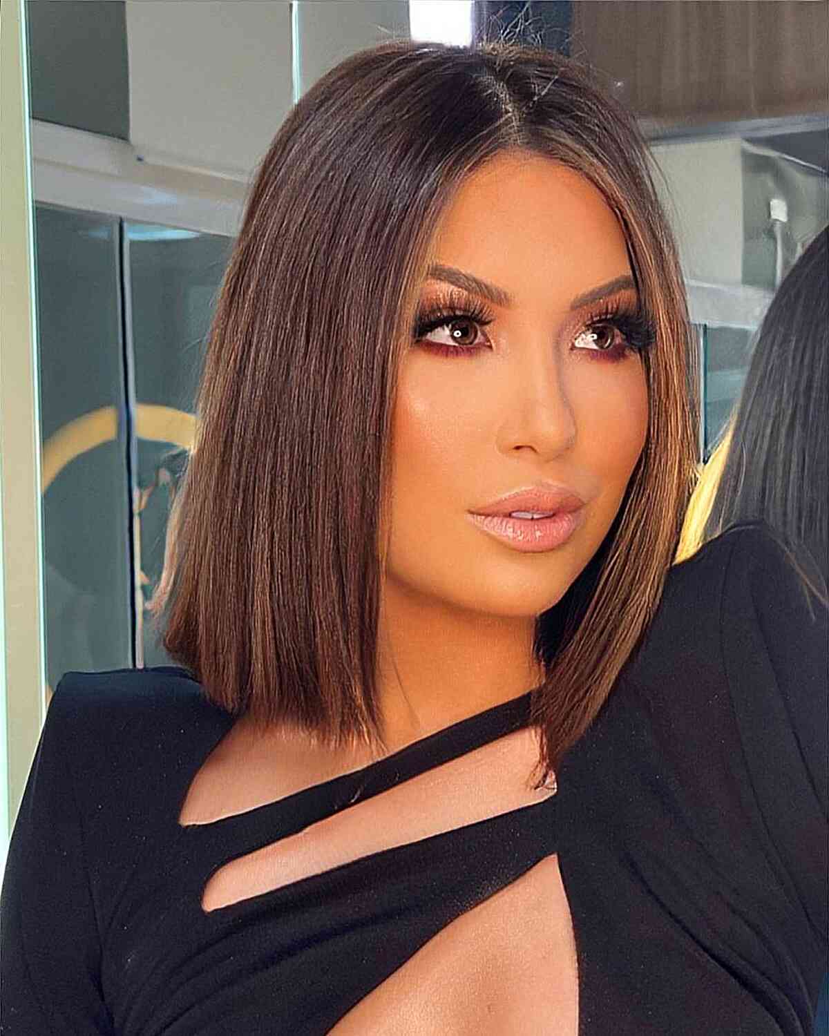 Center-Parted Shoulder-Length Blunt Bob for fine hair