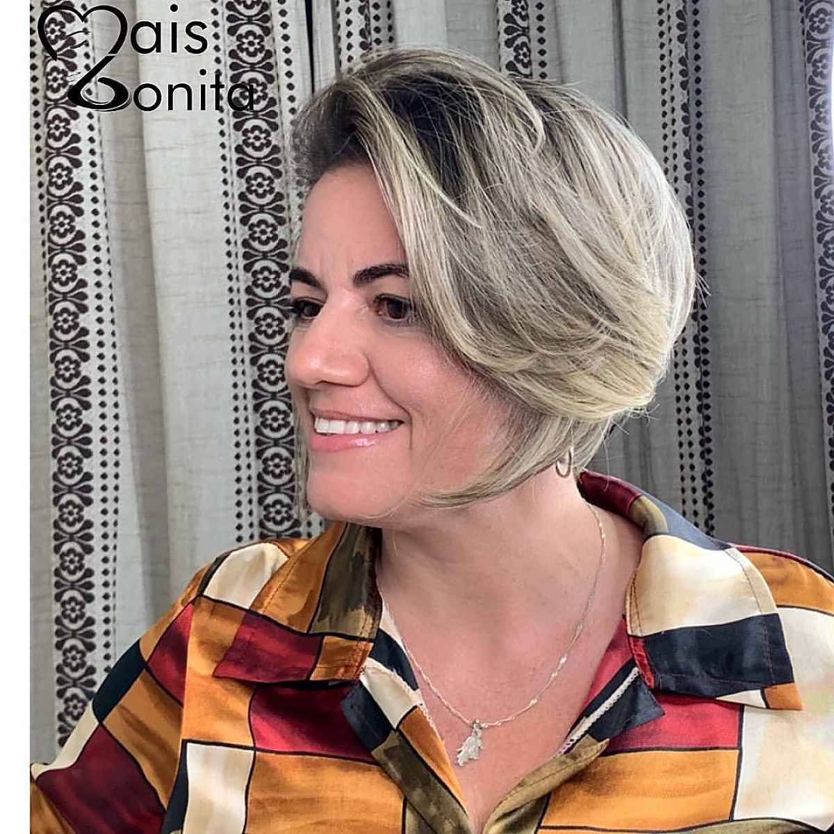 Charming Jaw-Length Bixie Haircut with Gentle Layers