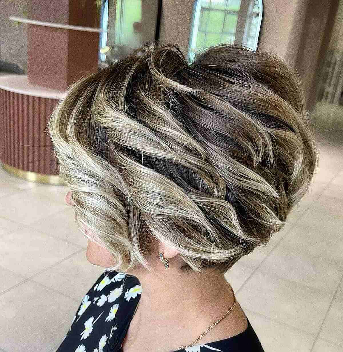Charming Lixie Bob with Balayage