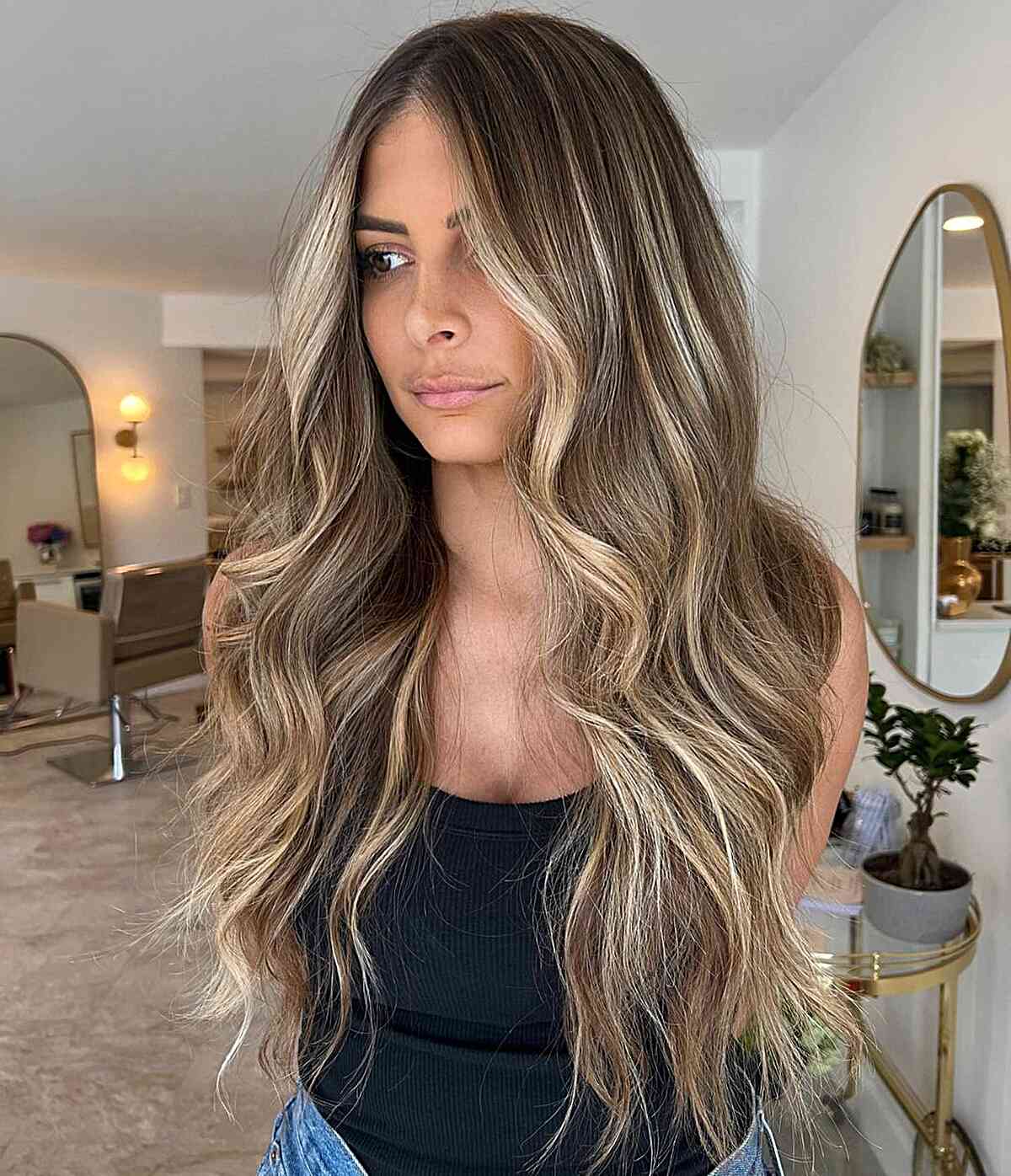 Chestnut Long Hair with Soft Beige Blonde Highlights