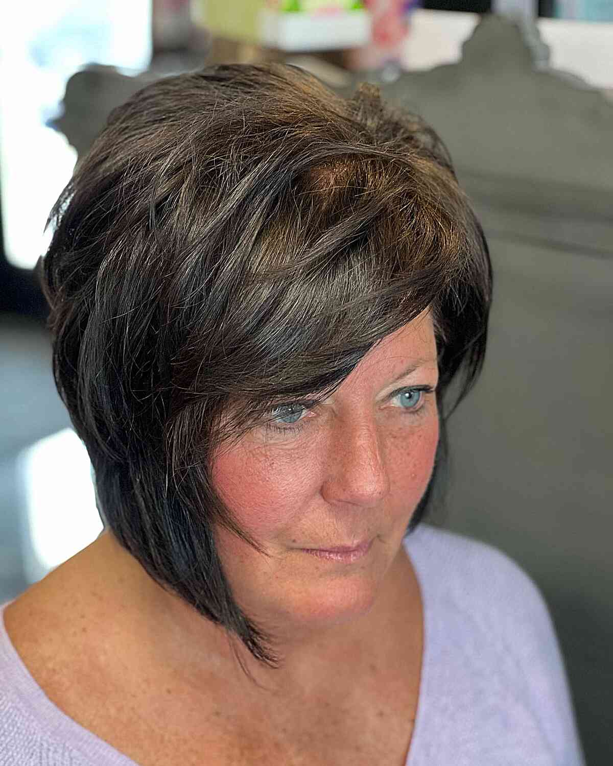 Chic Asymmetrical Choppy Bob Hairstyle for Fine Hair