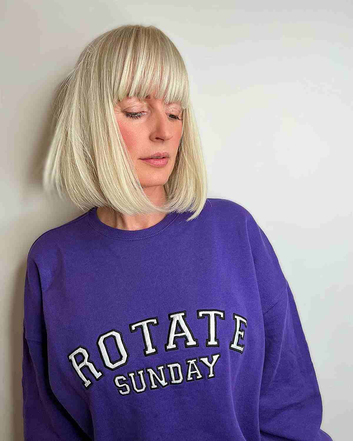 Chic Blonde Lob with Smooth Bangs