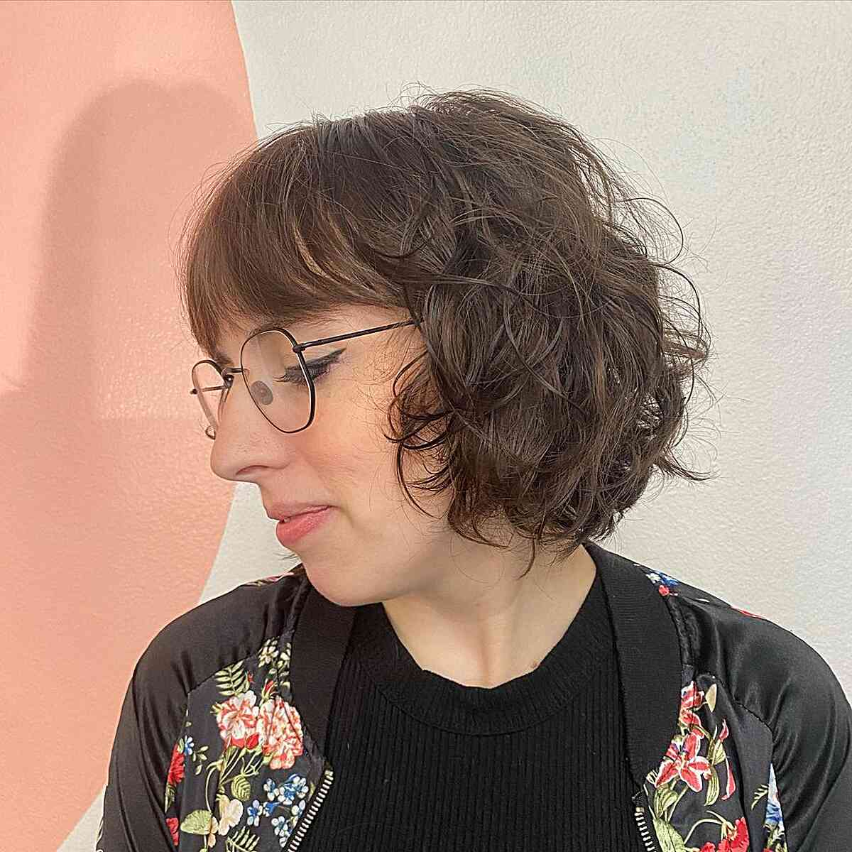Wavy Chin-Length Chic Bob with Sleek Bangs