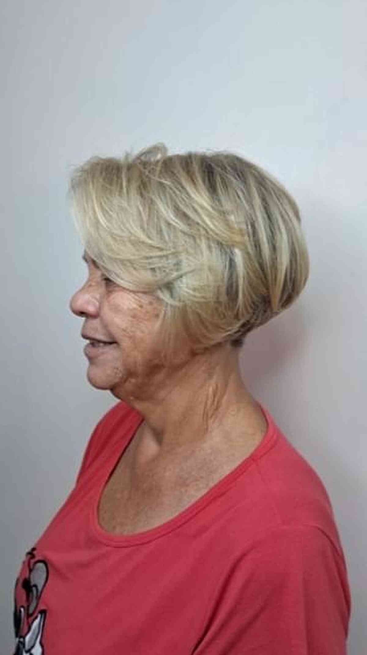 Chic Chanel-Cut Wedge Hairstyle for Ladies Aged 70