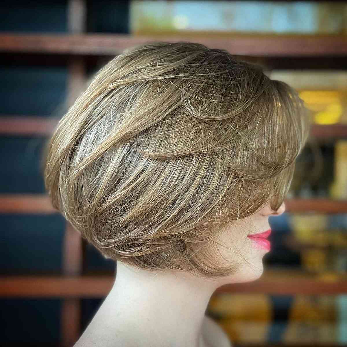 Chic Low-Maintenance Feathered Chin-Length Bob Hairstyle