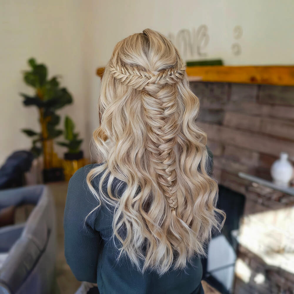 Chic Fishtail Braid Hairstyle