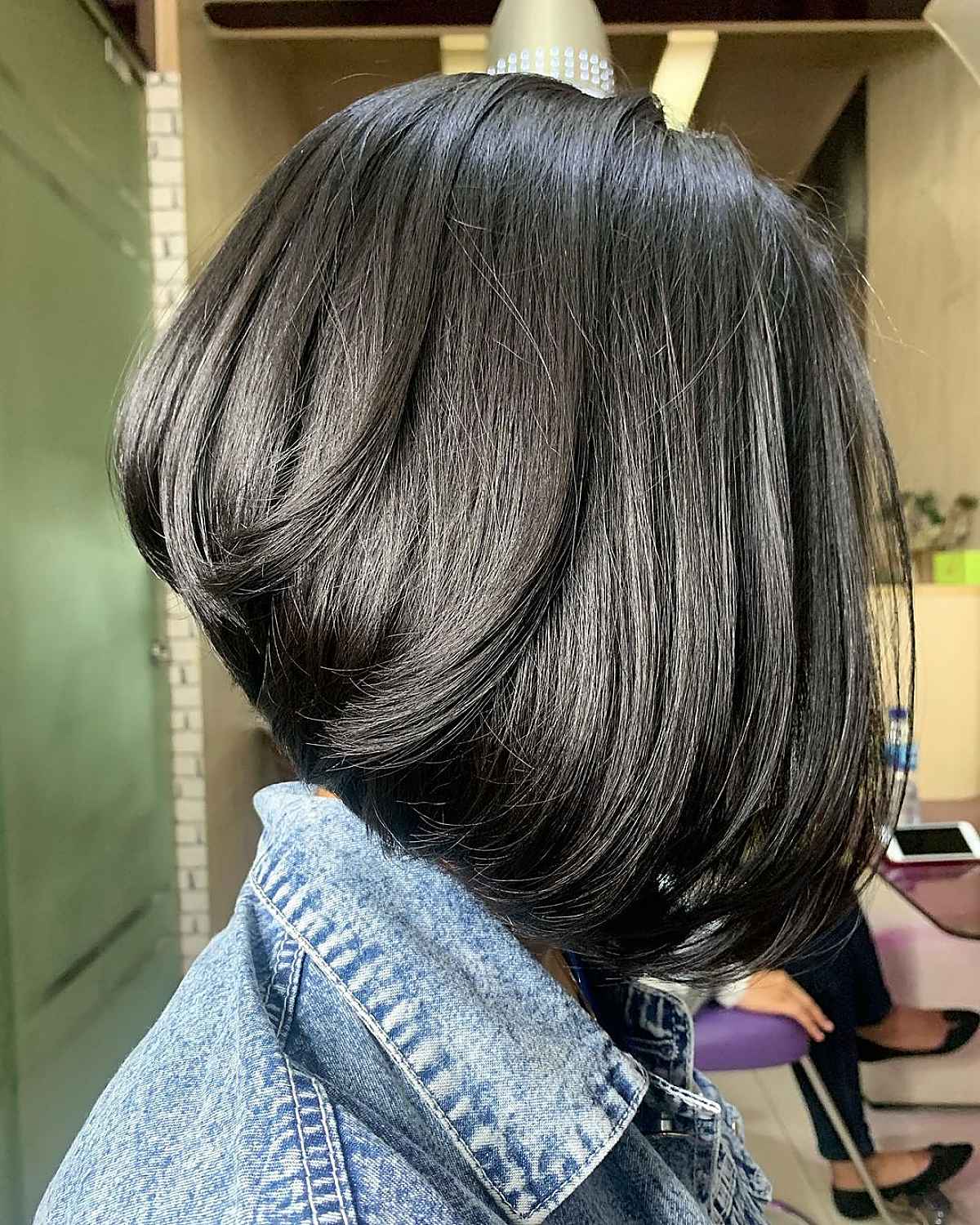 Chic Graduated Long Bob