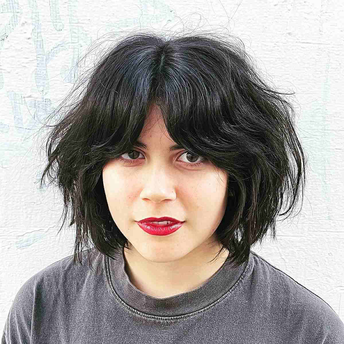 Chic Jaw-Length Edgy Choppy Bob