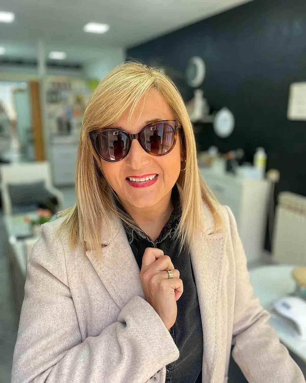 Chic Lob for 60-Year-Olds with Sleek Hair