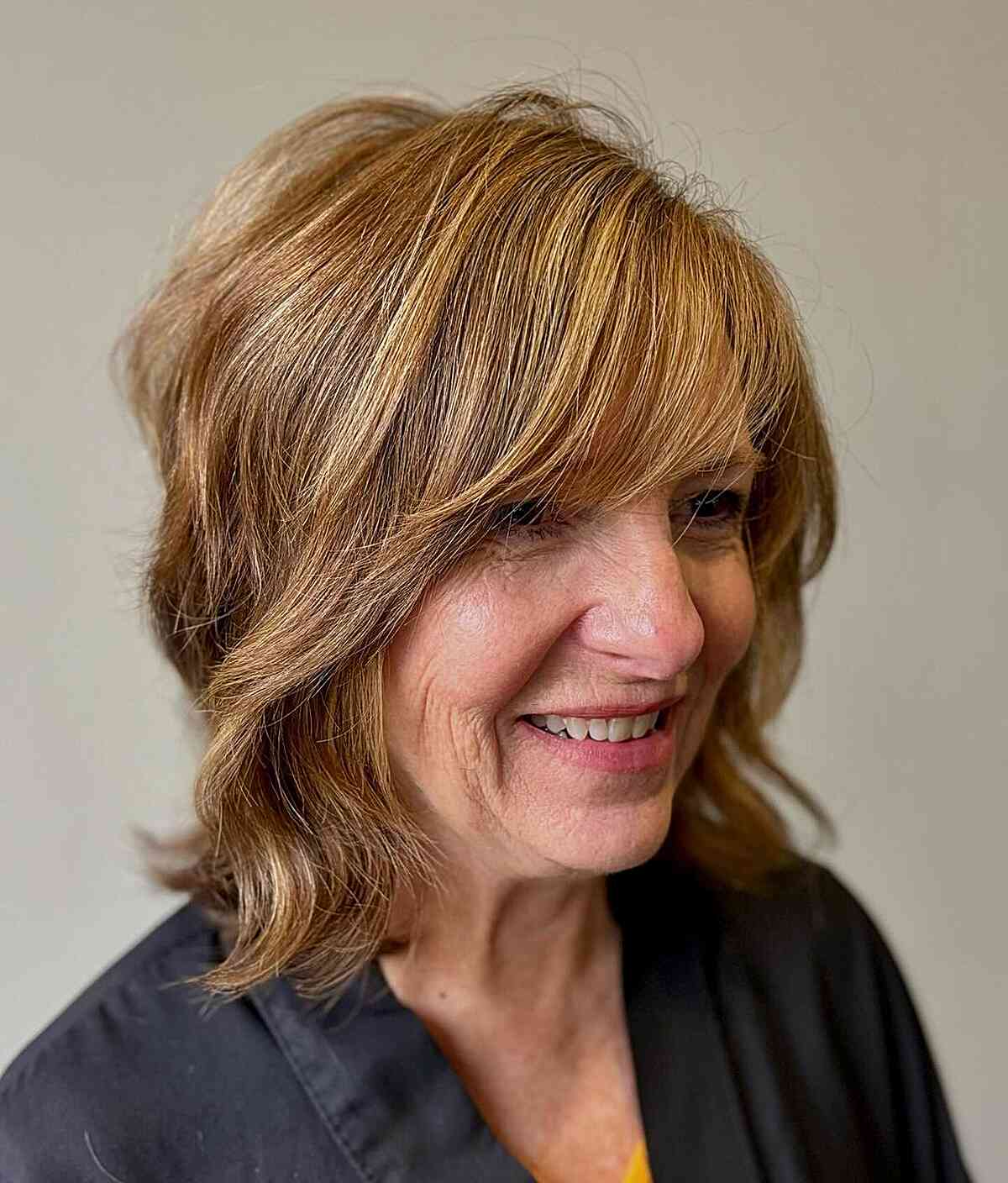 Chic Lob with Side Bangs and Layers