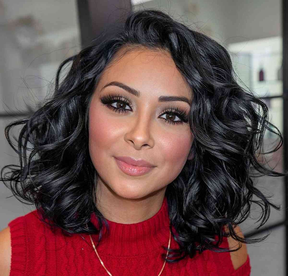 Chic Long Curly Bob Hairstyle